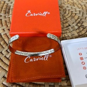 Carvell bracelet